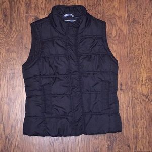 Aeropostale Black Puffer Vest Size Medium